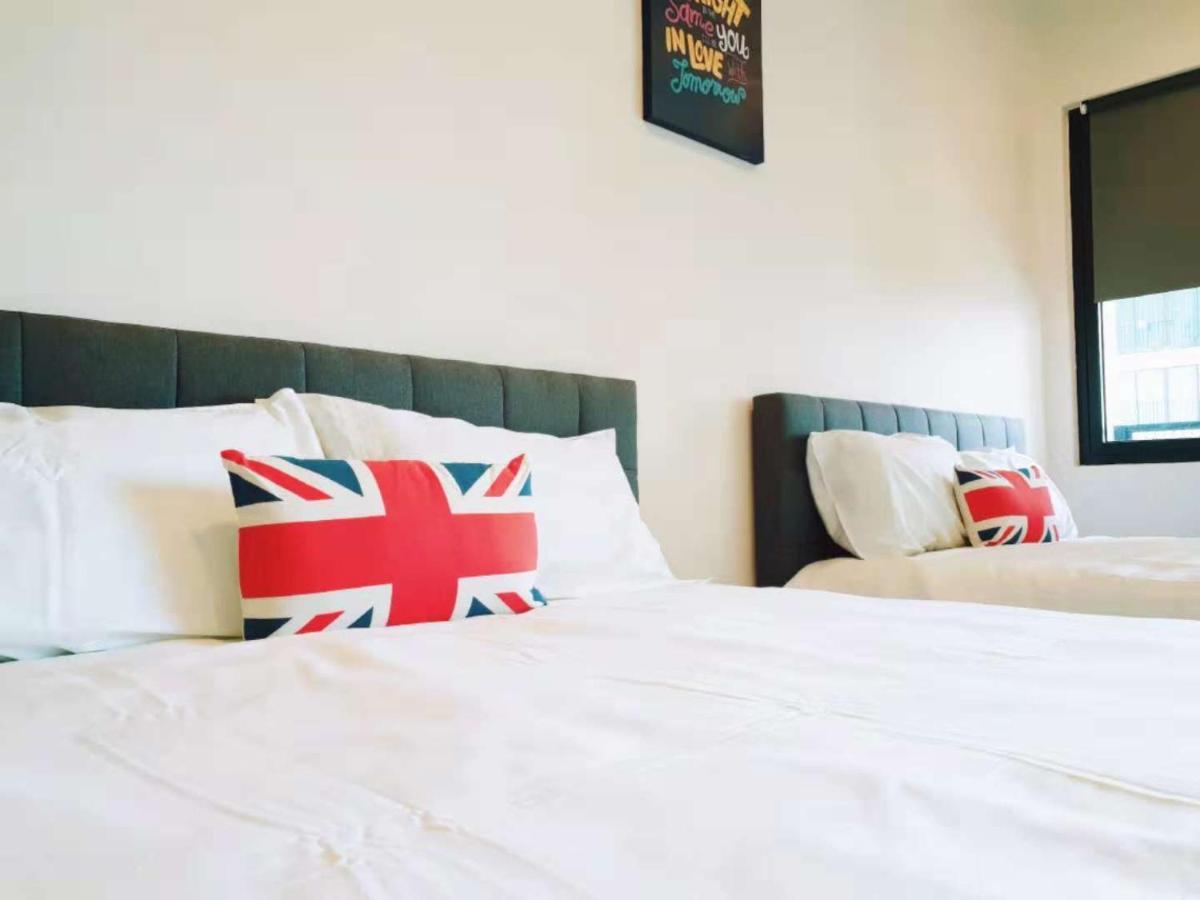 Katil Simple No 6- Trefoil Setia Alam- Near Setia Convention Centre *